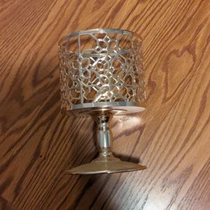 Candle holder